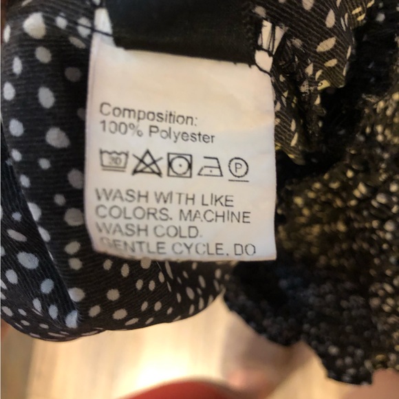 Long Sleeve Black + White Polka Dot V-Neck - Picture 8 of 15